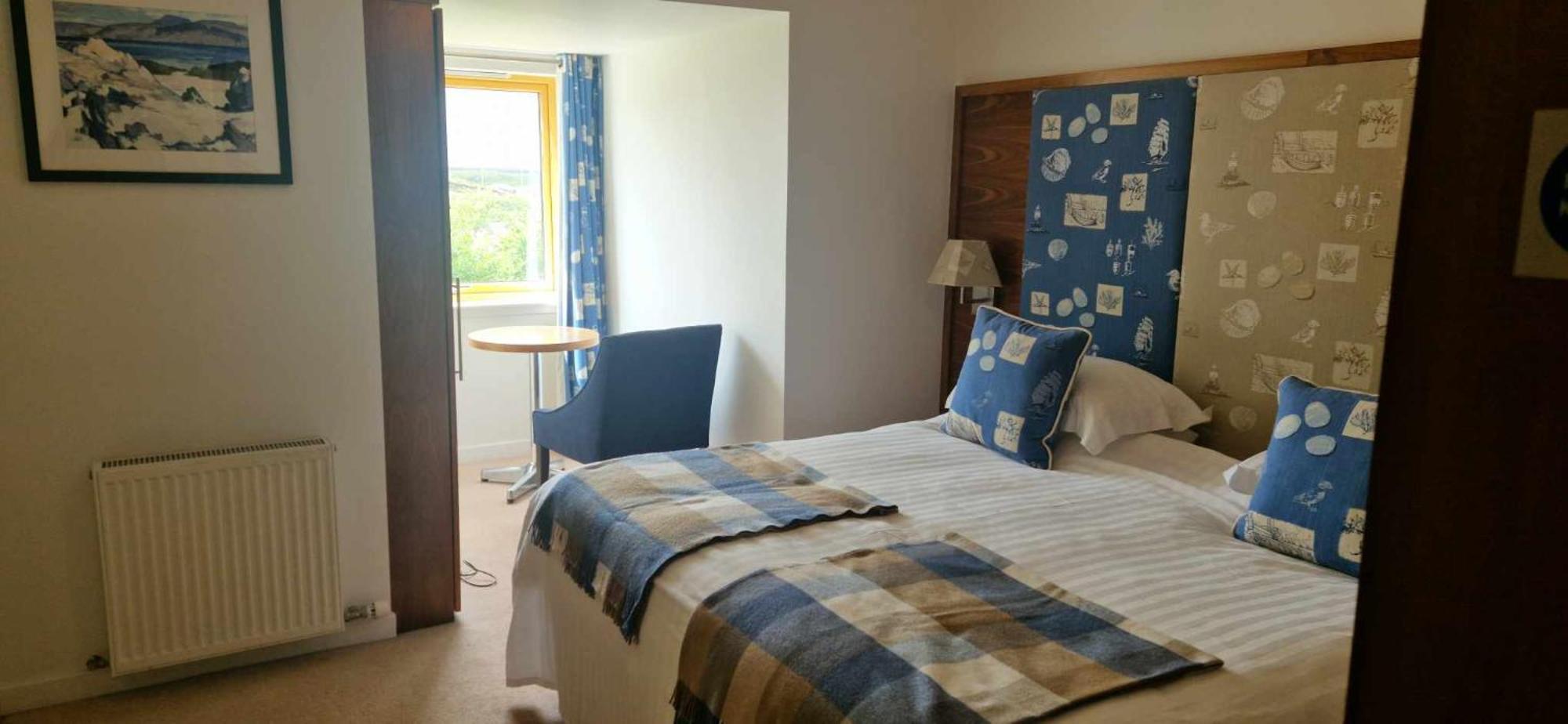 Hamersay Hotel Lochmaddy Extérieur photo