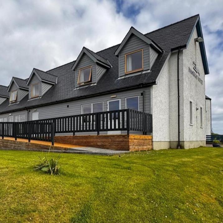 Hamersay Hotel Lochmaddy Extérieur photo
