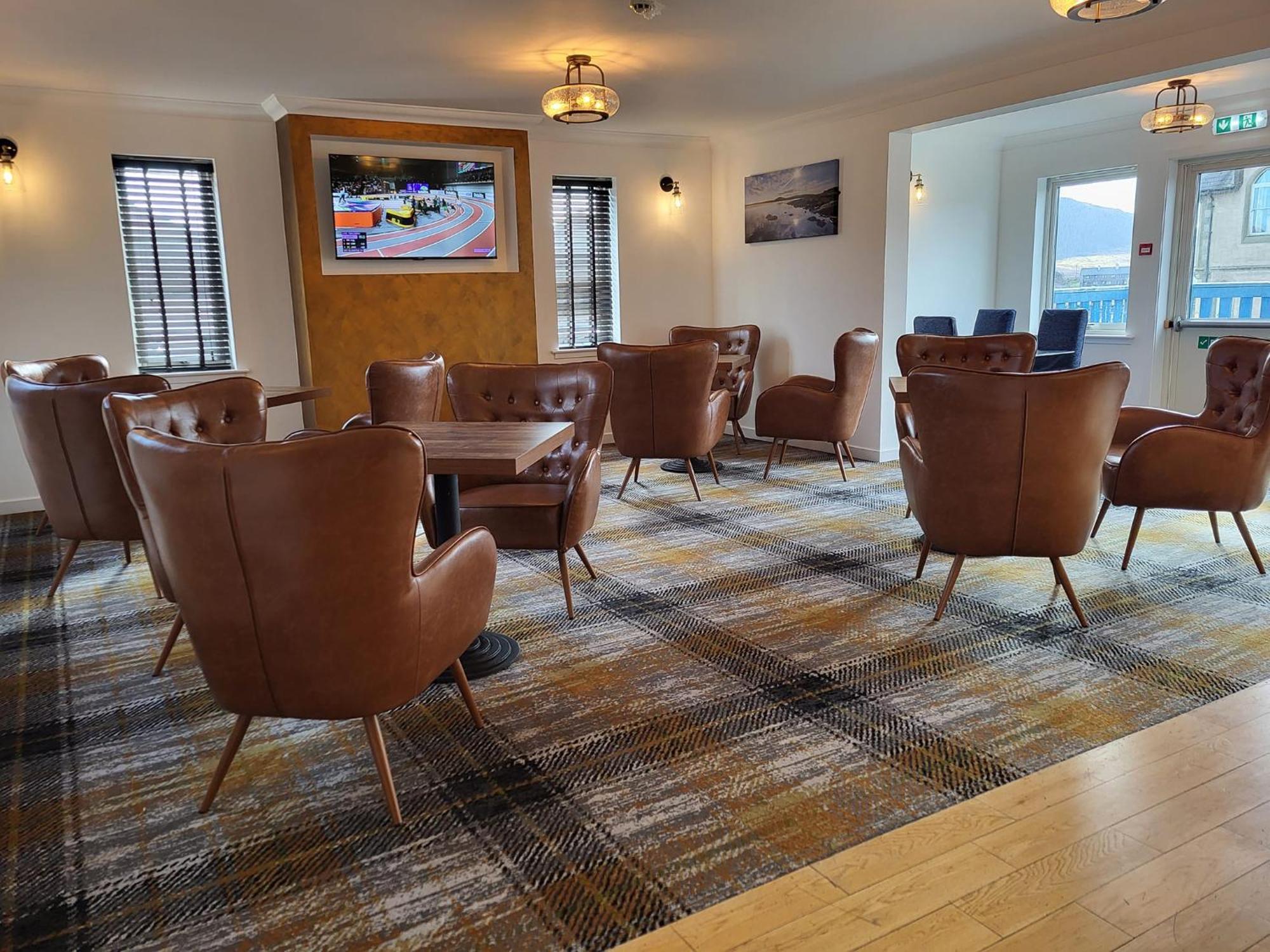 Hamersay Hotel Lochmaddy Extérieur photo
